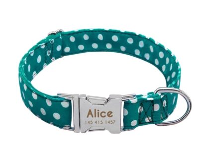 Collar de lunares verde